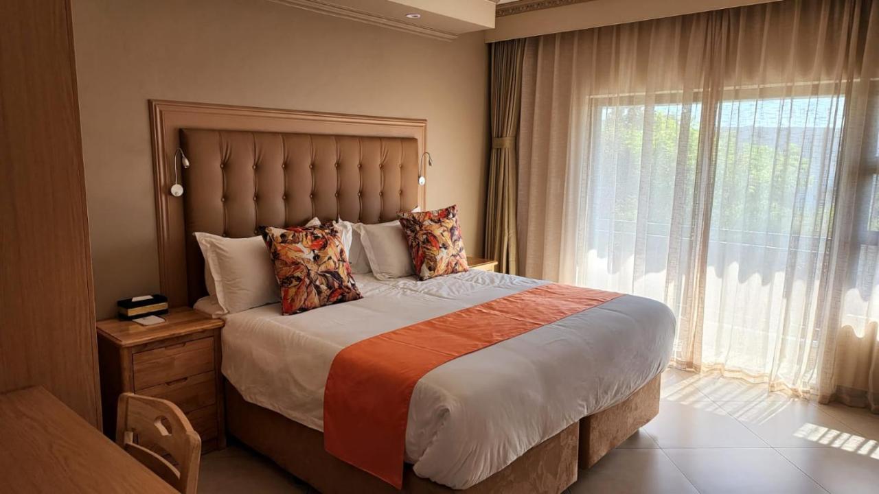Lilypark Lodge Rustenburg Eksteriør bilde