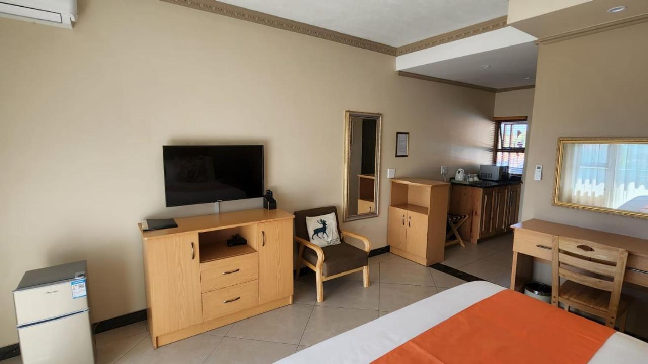 Lilypark Lodge Rustenburg Eksteriør bilde