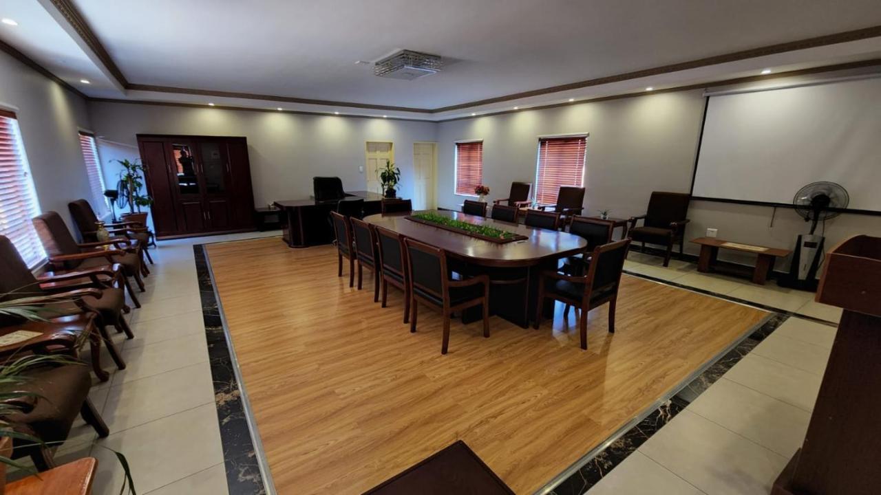 Lilypark Lodge Rustenburg Eksteriør bilde