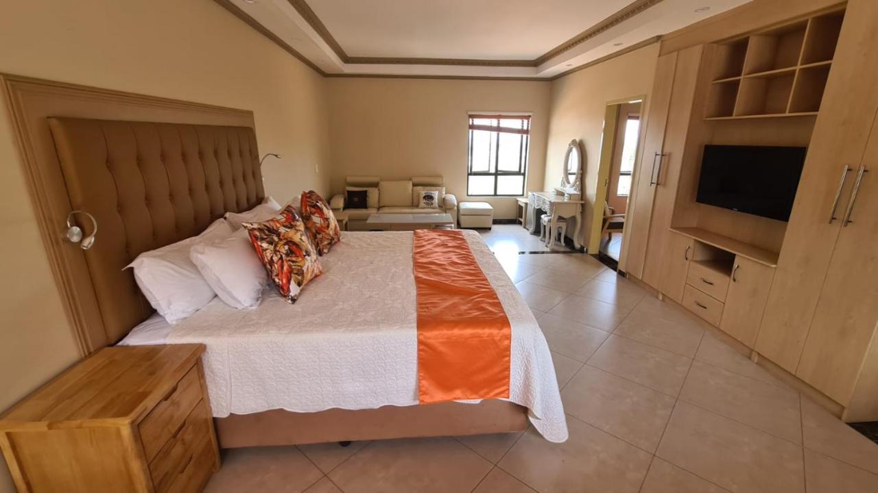 Lilypark Lodge Rustenburg Eksteriør bilde