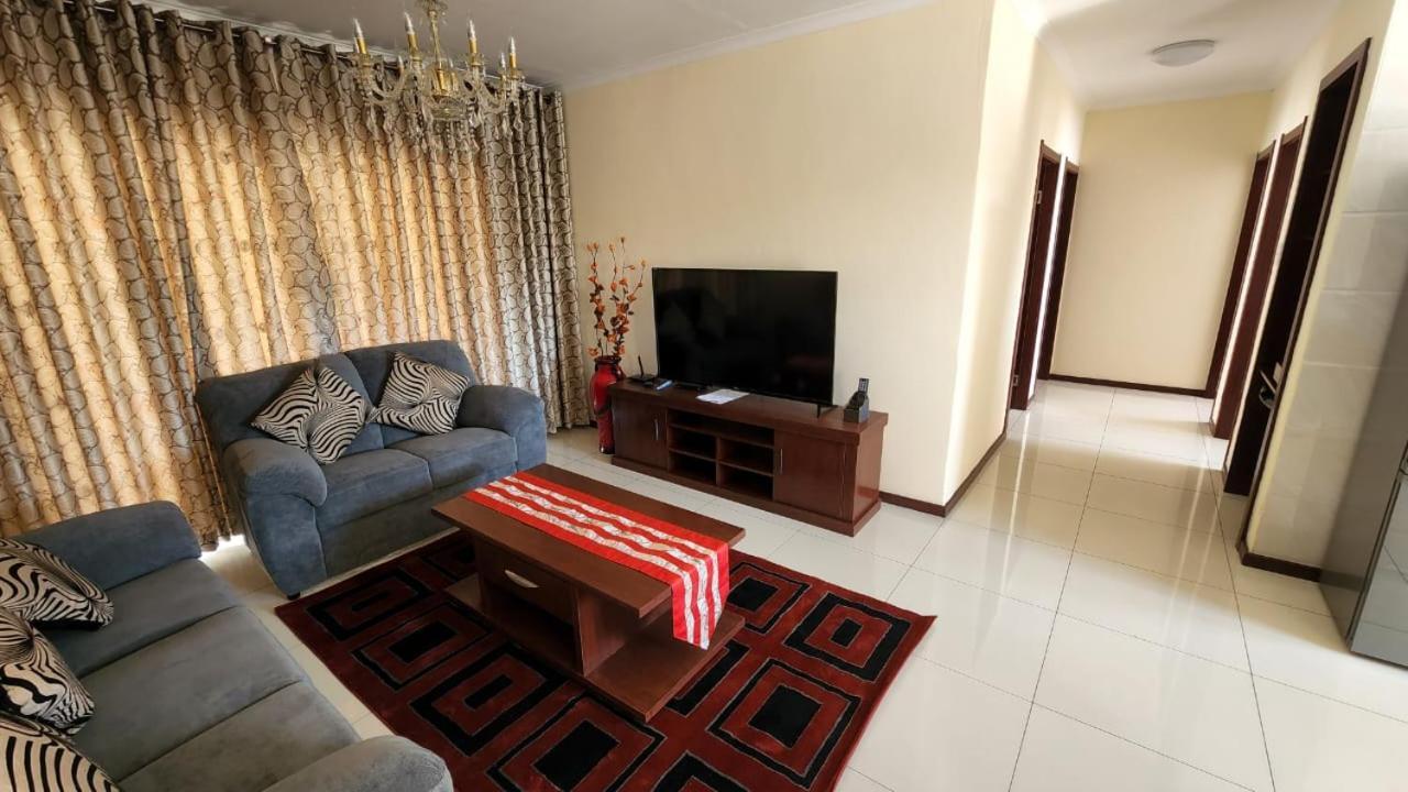 Lilypark Lodge Rustenburg Eksteriør bilde