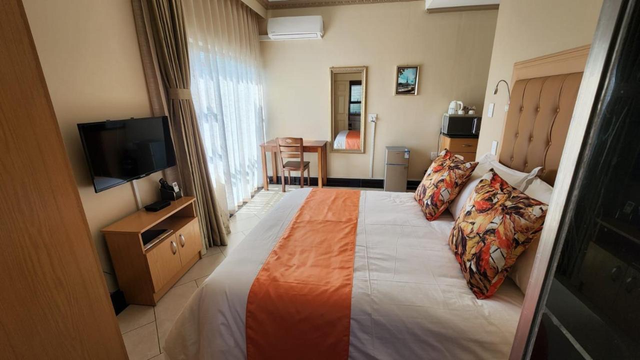 Lilypark Lodge Rustenburg Eksteriør bilde
